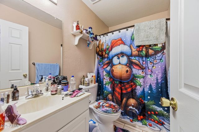 8735 W PINEVETA Drive W, Arizona City, AZ 85123