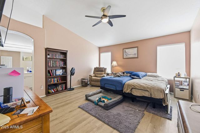 8735 W PINEVETA Drive W, Arizona City, AZ 85123