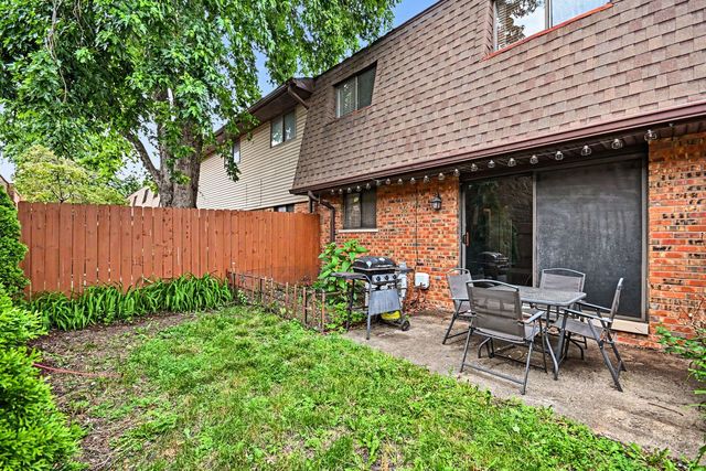 1918 Heatherway Lane 39, New Lenox, IL 60451
