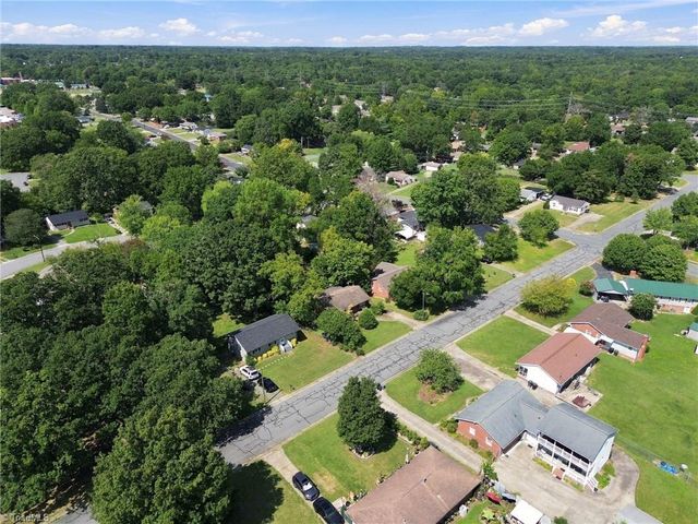 414 Tryon Street, Burlington, NC 27217