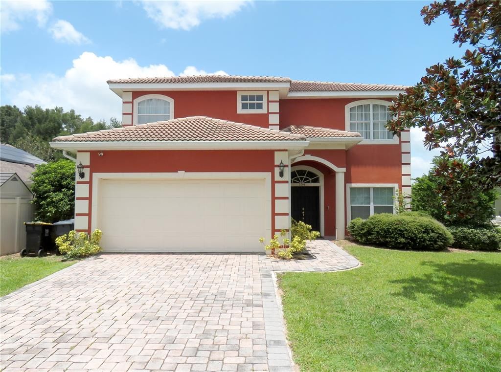 Image 1 of property listing at 104 VISTA LOOP, Davenport, FL 33897