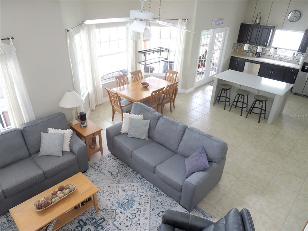 Image 20 of property listing at 104 VISTA LOOP, Davenport, FL 33897
