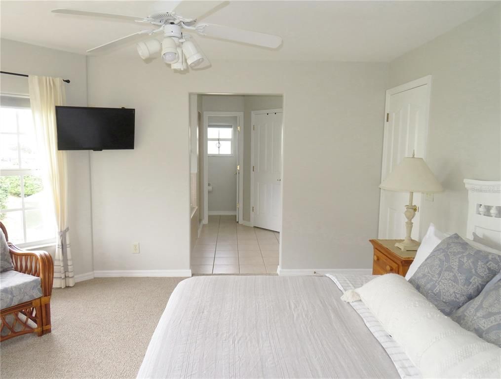 Image 38 of property listing at 104 VISTA LOOP, Davenport, FL 33897