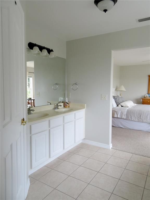 Image 42 of property listing at 104 VISTA LOOP, Davenport, FL 33897