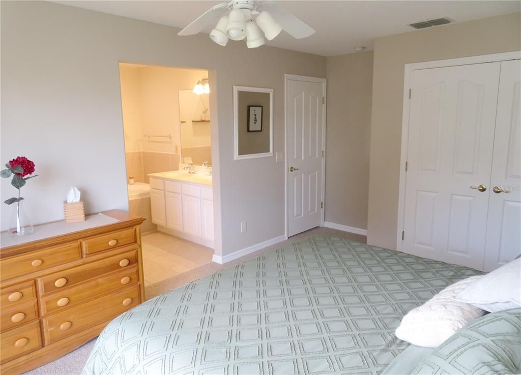 Image 47 of property listing at 104 VISTA LOOP, Davenport, FL 33897