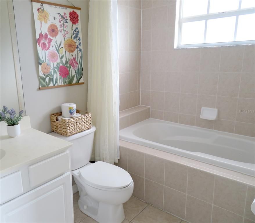 Image 62 of property listing at 104 VISTA LOOP, Davenport, FL 33897