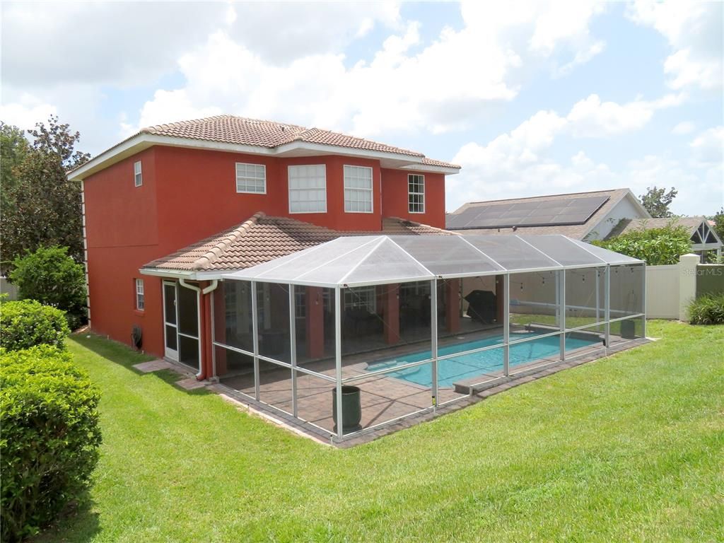 Image 9 of property listing at 104 VISTA LOOP, Davenport, FL 33897