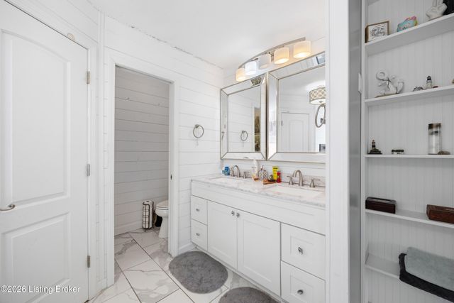 6585 S Preston Hwy, Lebanon Junction, KY 40150