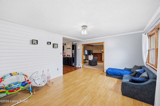 6585 S Preston Hwy, Lebanon Junction, KY 40150