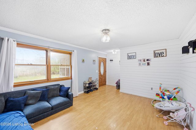 6585 S Preston Hwy, Lebanon Junction, KY 40150