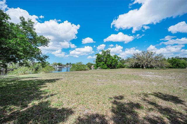 FLOTILLA, Holiday, FL 34690