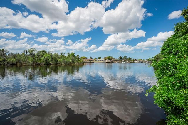 FLOTILLA, Holiday, FL 34690