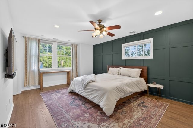 18 Pine Ridge Dr, Summit City, NJ 07901