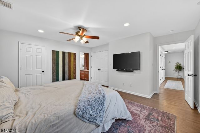 18 Pine Ridge Dr, Summit City, NJ 07901