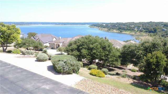 523 Oak Shores Drive, Canyon Lake, TX 78133