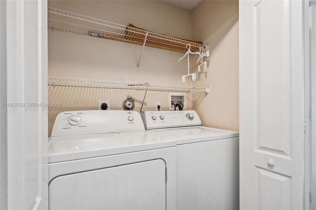 5758 NW 48th Ave, Coconut Creek, FL 33073