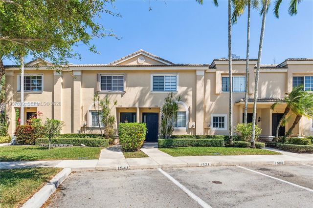 5758 NW 48th Ave, Coconut Creek, FL 33073