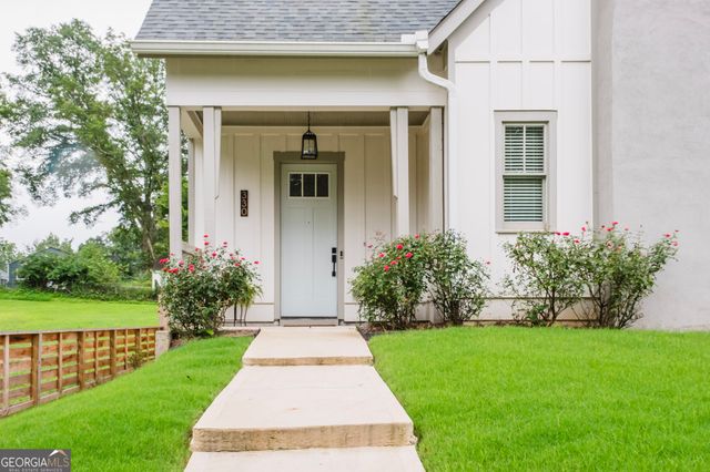 330 Mount Zion Road, Hapeville, GA 30354