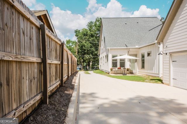 330 Mount Zion Road, Hapeville, GA 30354