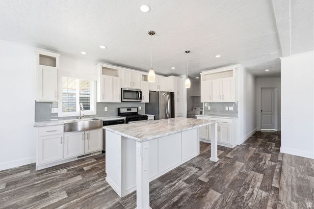 6412 S 710 W, Murray, UT 84123
