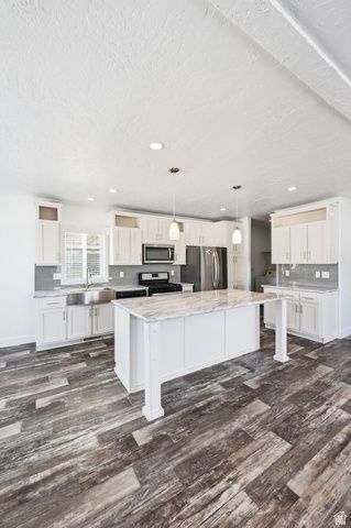 6412 S 710 W, Murray, UT 84123