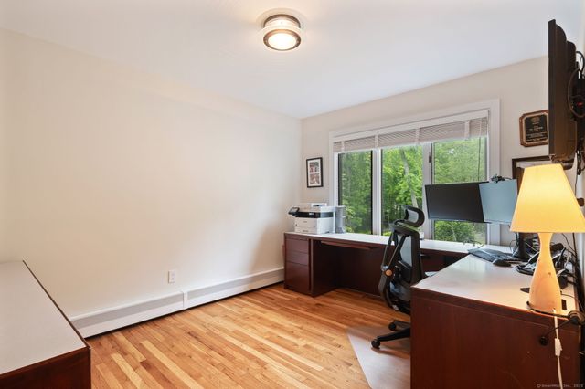 78 Pin Oak Lane, Wilton, CT 06897