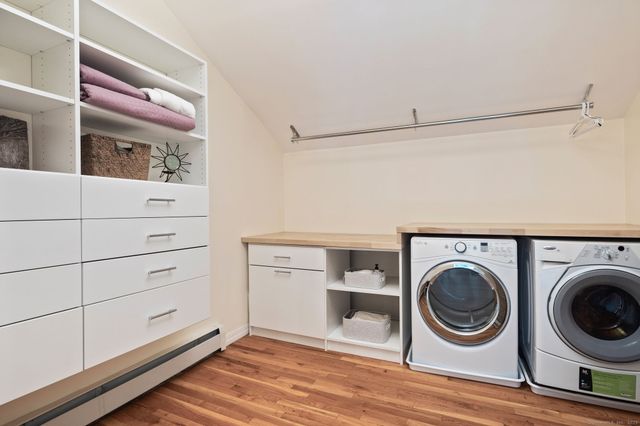 78 Pin Oak Lane, Wilton, CT 06897