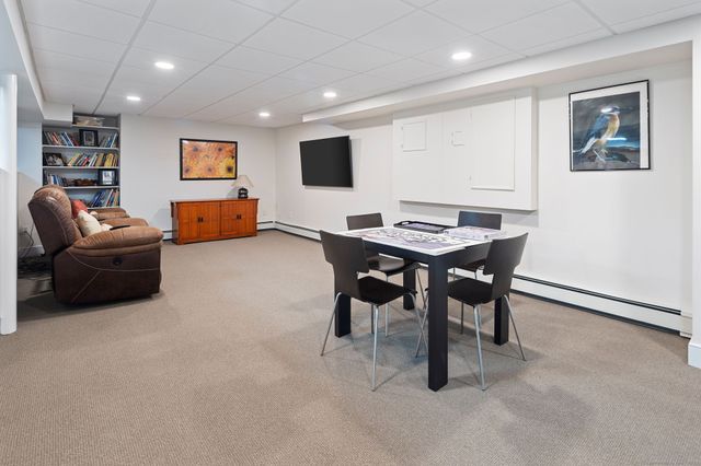 78 Pin Oak Lane, Wilton, CT 06897