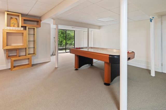 78 Pin Oak Lane, Wilton, CT 06897