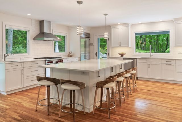 78 Pin Oak Lane, Wilton, CT 06897