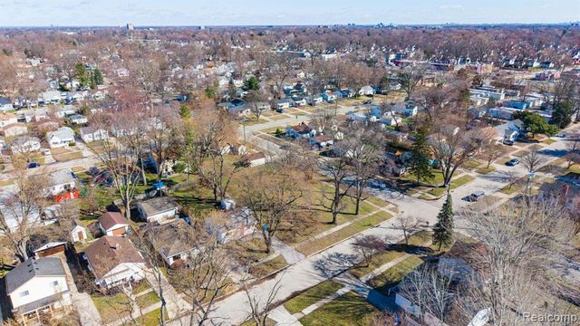 24300 Mcdonald Street, Dearborn Heights, MI 48125