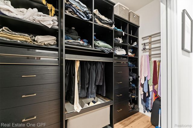 228 Edmund Place 2, Detroit, MI 48201