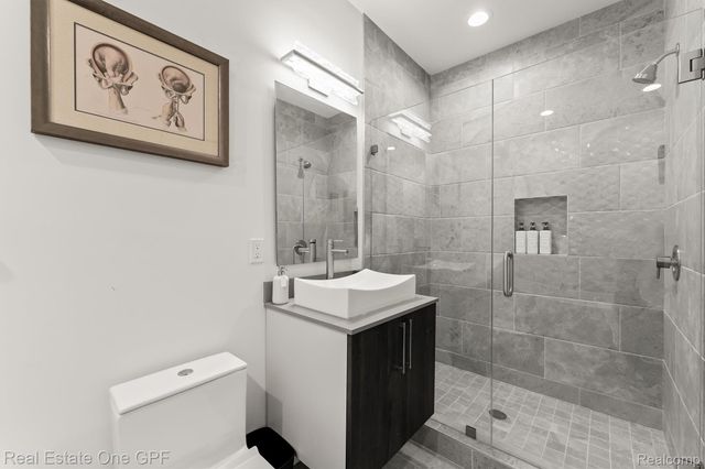 228 Edmund Place 2, Detroit, MI 48201