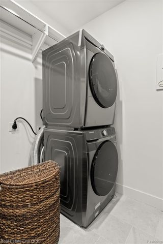 228 Edmund Place 2, Detroit, MI 48201