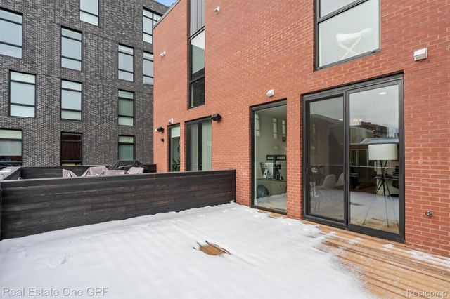 228 Edmund Place 2, Detroit, MI 48201