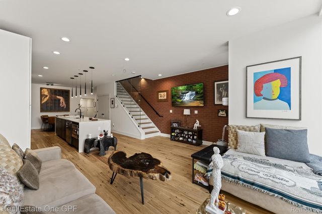 228 Edmund Place 2, Detroit, MI 48201