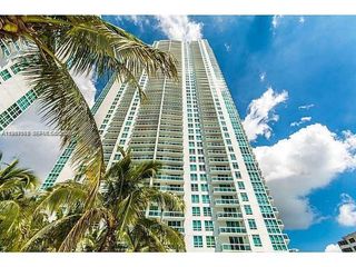 950 Brickell Bay Dr 5209, Miami, FL 33131