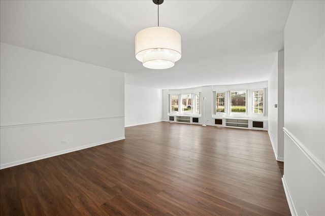 715 Ridge Road 1BN, Wilmette, IL 60091