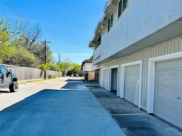 8038 Sands Point B, Houston, TX 77036