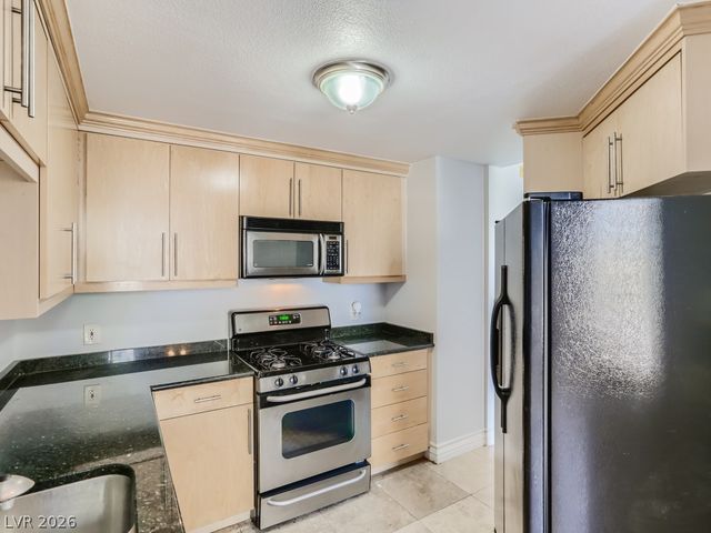 260 East Flamingo Road 220, Las Vegas, NV 89169