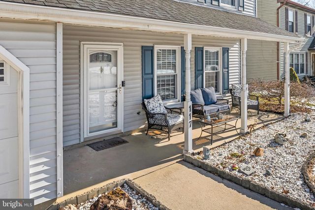 117 ROBINS RUN W, Swedesboro, NJ 08085