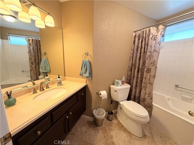 2750 Maple Drive, Hemet, CA 92545