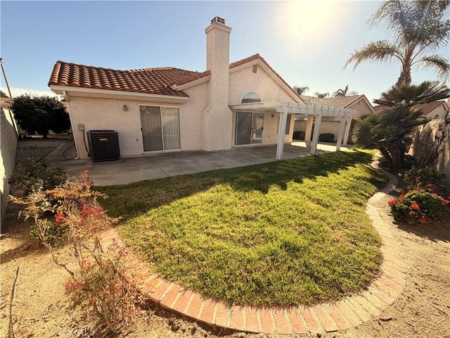 2750 Maple Drive, Hemet, CA 92545