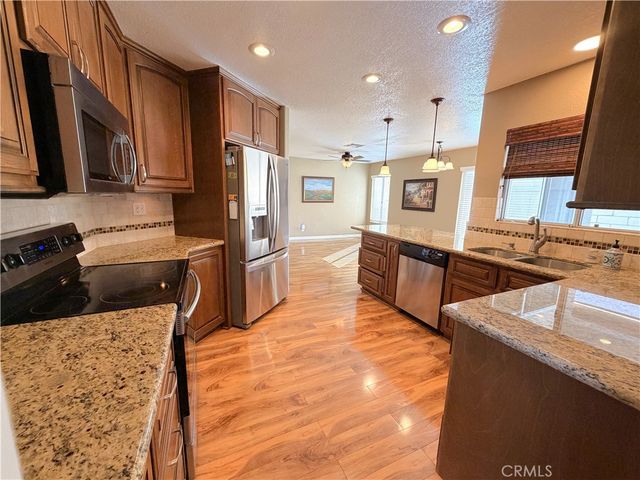 2750 Maple Drive, Hemet, CA 92545