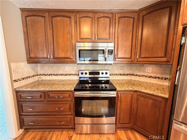 2750 Maple Drive, Hemet, CA 92545