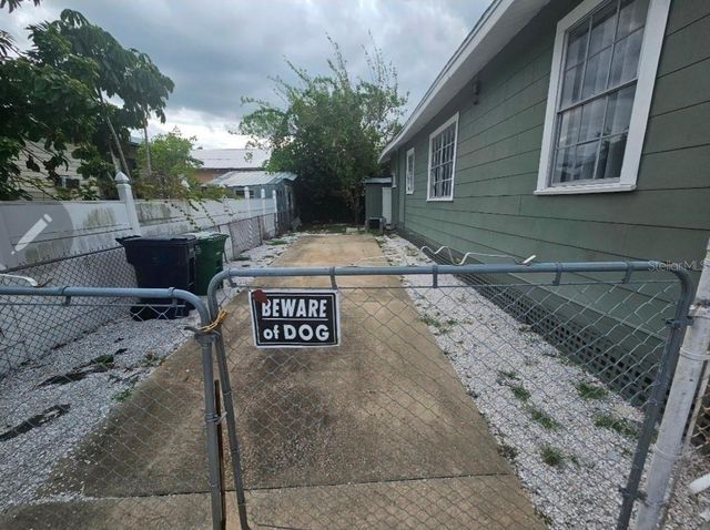 2408 N ALBANY AVENUE, Tampa, FL 33607