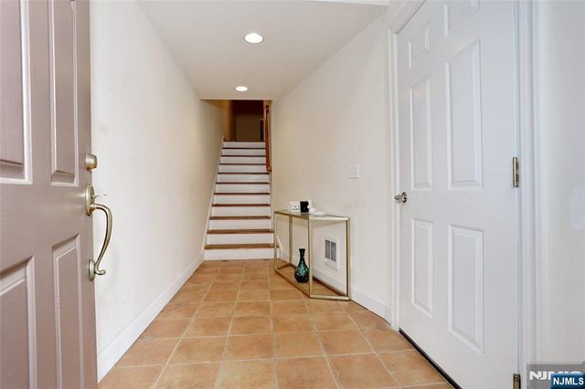 118 Demarest Lane, Montvale, NJ 07645