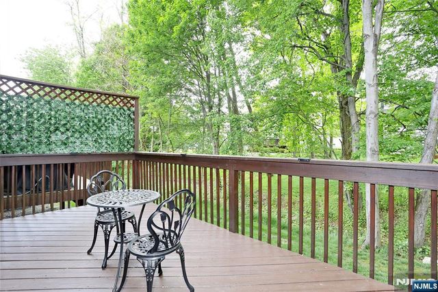 118 Demarest Lane, Montvale, NJ 07645