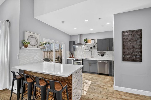 6024 Strawberry Lakes Circle, Lake Worth, FL 33463