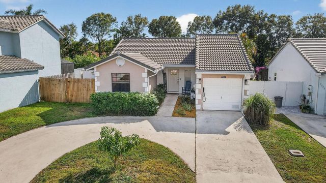 6024 Strawberry Lakes Circle, Lake Worth, FL 33463